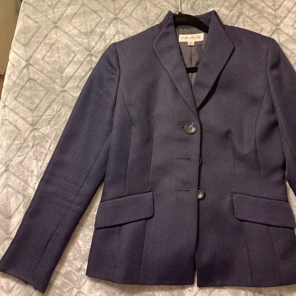Evan-Picone Classic Suit Jacket (Women’s US size 4) - Picture 3 of 9